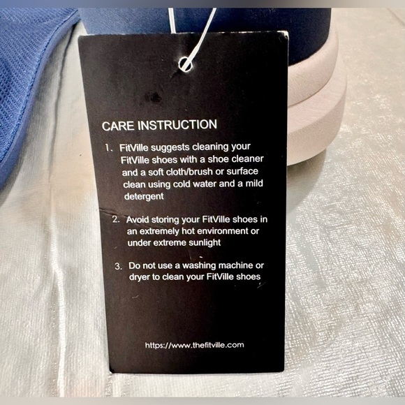 NWT Fitville 11EW Men’s Velcro Slip-on Loafers - Picture 8 of 8